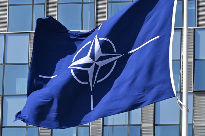 NATO: 22 narės pernai pasiekė Aljanso nustatytą 2 proc. BVP gynybos išlaidų tikslą