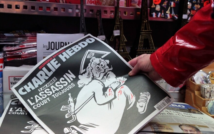 „al-Qaeda“ grasina „Charlie Hebdo“ dėl pranašo Muhammado karikatūrų perspausdinimo