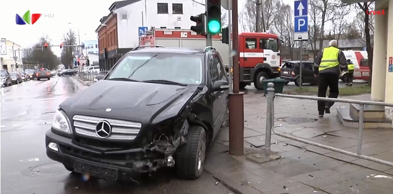 Šiauliuose per avariją sužaloti trys žmonės
