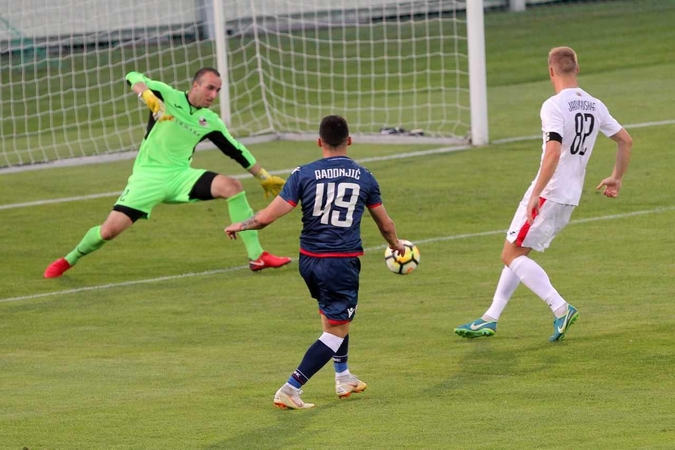 „Sūduvos“ futbolininkai antrą kartą pralaimėjo „Crvena Zvezda“ ekipai