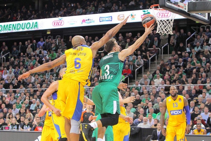  „Žalgiris“ parklupdė  „Maccabi“ krepšininkus, bet į aštuntuką nepateks