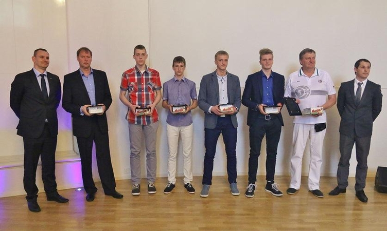 Oficialiai uždarytas „Manijos Moksleivių krepšinio lygos“ sezonas