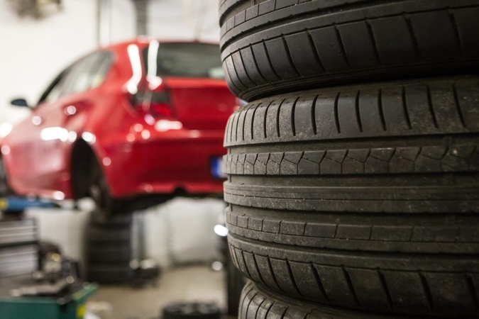 Aplinkosaugininkai pradėjo akciją „Garažiukas“: tikrina automobilių remontininkus