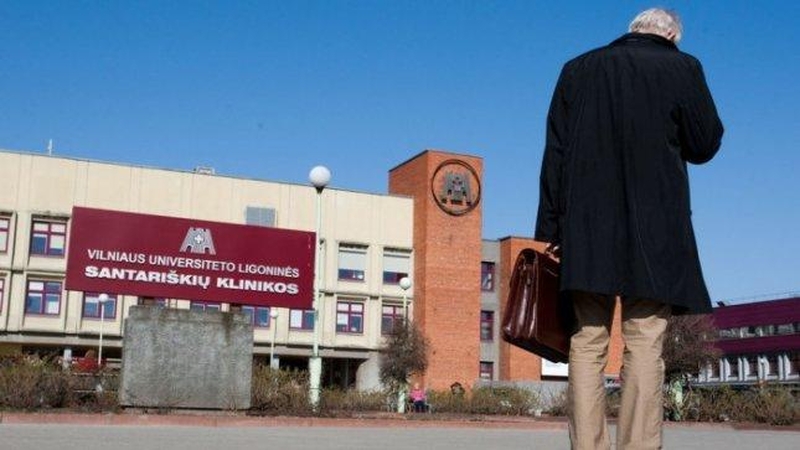 Santariškių stovėjimo aikštelių kelyje painiojasi ir sraigtasparniai