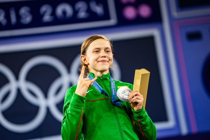 Šalies vadovai sveikina D. Banevič iškovojus sidabro medalį 