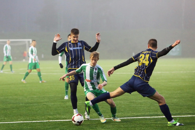 Uostamiestyje „Žalgiris“ nuskandino „Klaipėdos granito“ laivą