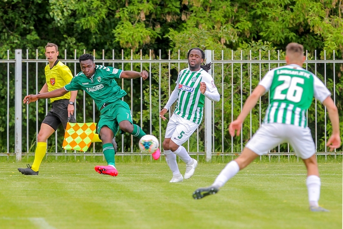 Įnirtingame „Žalgirių“ derbyje sėkmė nušypsojo svečiams