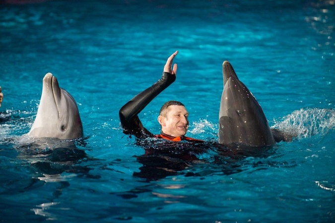 E. Žukauskas su delfinais atsisveikino pirmasis