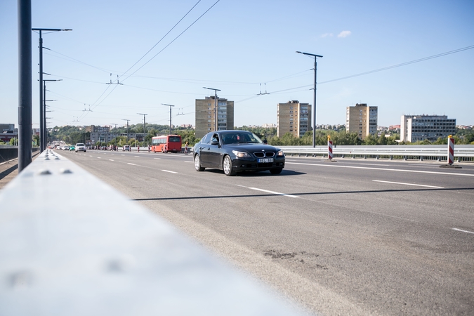 Po remonto atidarytas Varnių tiltas