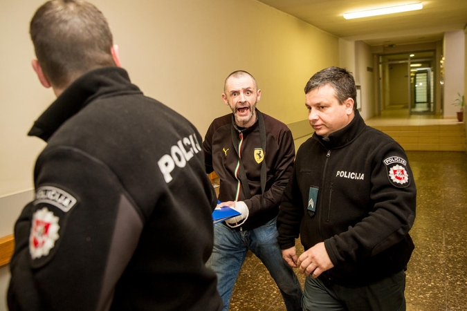 Po nuosprendžio garsiausias „žemvaldys“ pakartojo klaidą, dėl kurios buvo teisiamas