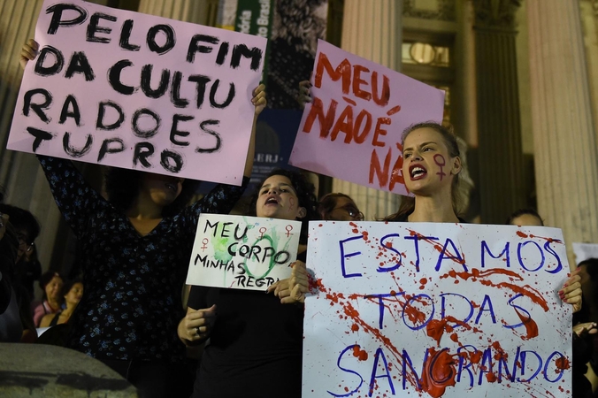 Brazilus šokiravo grupinis 16-metės išprievartavimas