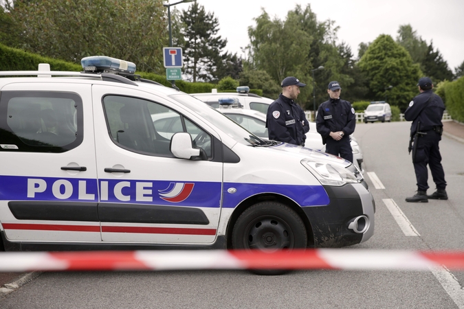 Prancūzijoje per „Islamo valstybės“ išpuolį nužudytas policininkas ir jo partnerė