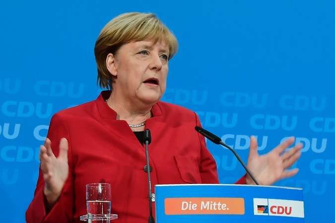 A. Merkel oficialiai patvirtino sieksianti ketvirtos kadencijos