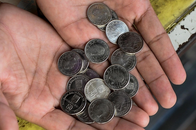 Venesuelą pasiekė naujos monetos, banknotų dar laukiama