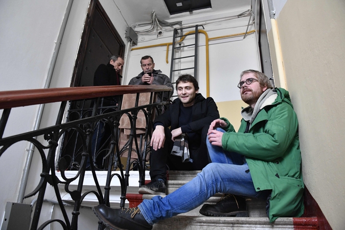 Rusijos pareigūnai krėtė garsios opozicijos žurnalistės butą