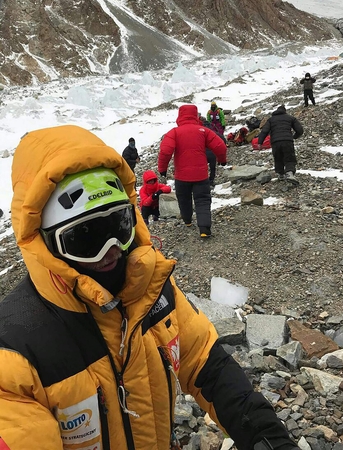 Lenkijos alpinistai išgelbėjo ant Himalajų viršukalnės įstrigusią prancūzę