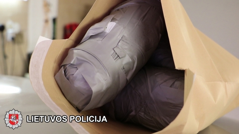 Šiaulių policija sulaikė dvi narkotikų siuntas
