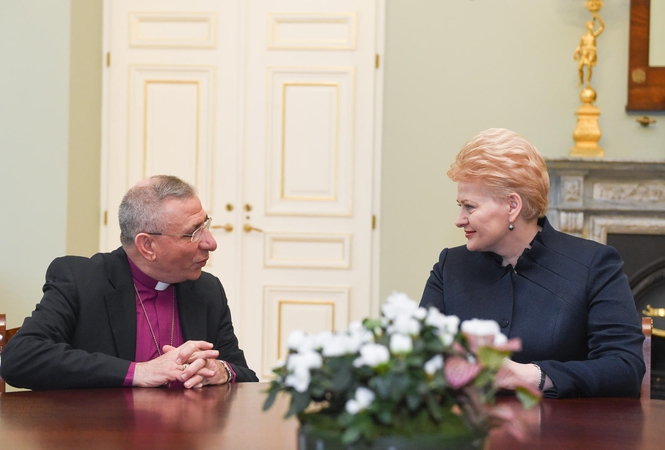 Prezidentė: religijų lyderiai turėtų vienytis siekiant taikos