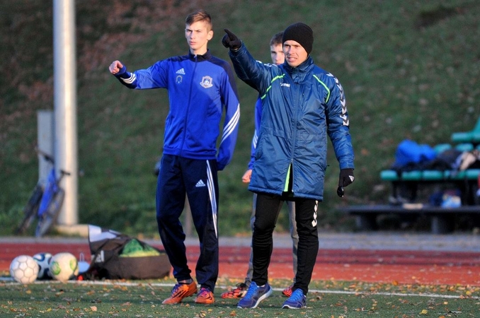 „Utenio“ futbolininkas pradėjo treniruoti jaunąją kartą