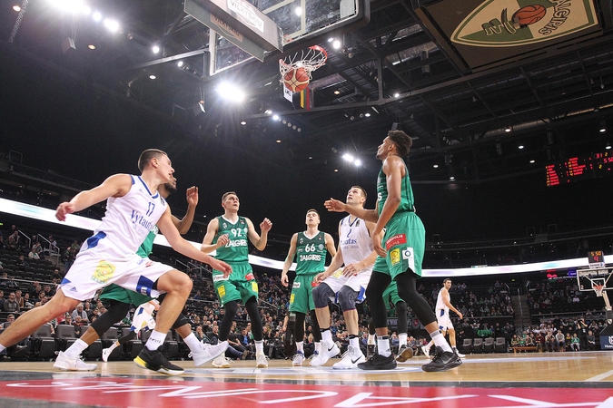 Lengvas pasivaikščiojimas: „Žalgiris“ –  „Vytautas“ 97:54