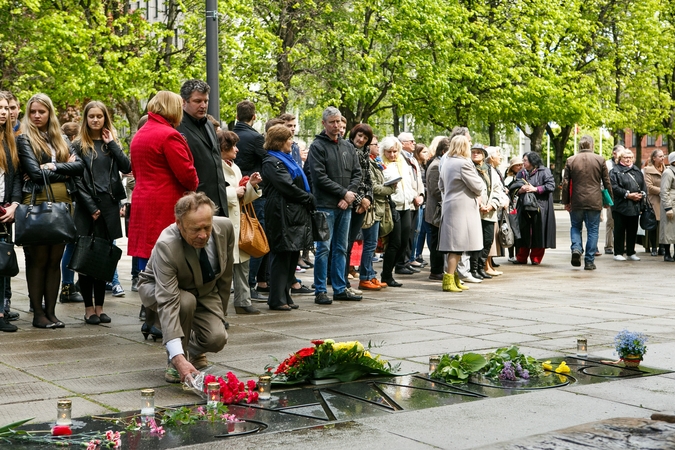 Kaunas prisimena už laisvę susideginusį R. Kalantą