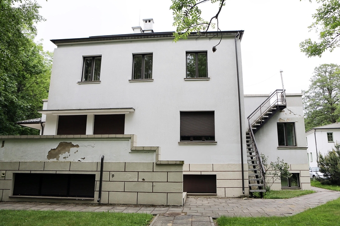 Valstybės kontrolė atsisako patalpų Giruliuose