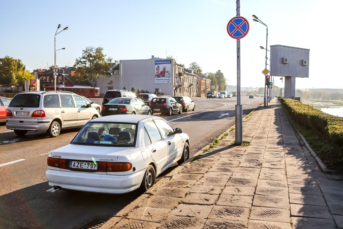 Judrioje gatvėje pamiršo automobilį?