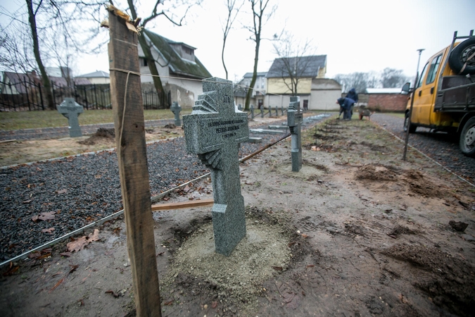 Šančiuose kyla prieš daugiau nei 50 metų sovietų nušluoti kryžiai