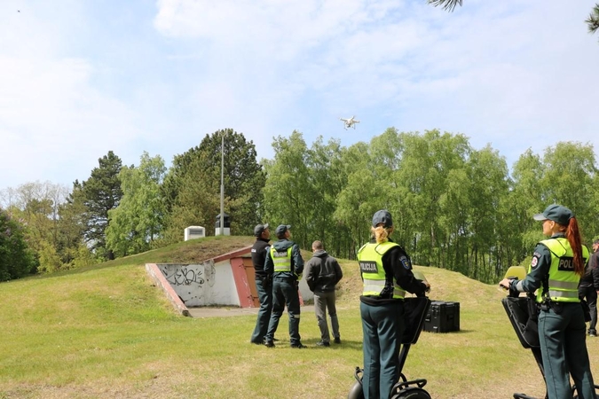 Neringoje padegėjo ieškoma ir dronais