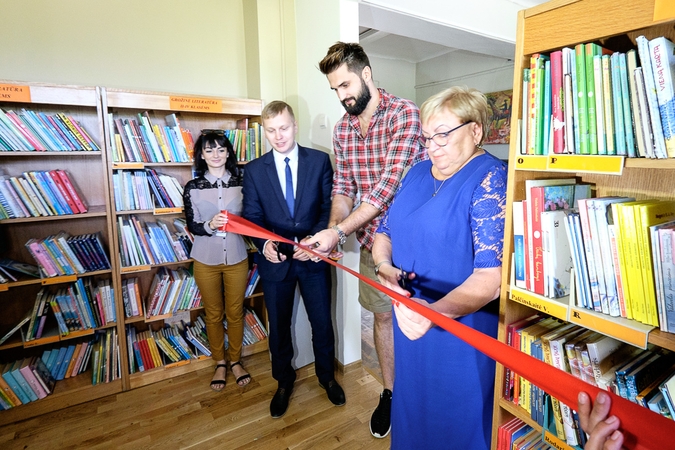 L. Kleiza ir restoranų tinklas "McDonalds" atidarė atnaujintą vaikų dienos centrą