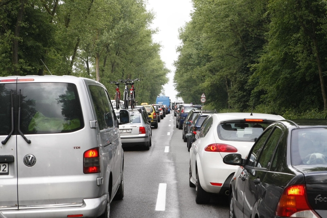 Prieš 1000 km lenktynių startą – kimšosi Palangos plentas
