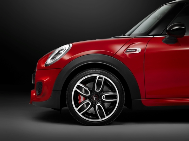 Sportiškiausias visų laikų „Mini“ – „Mini John Cooper Works“