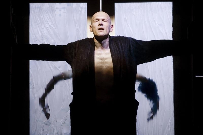 Kauno dramos teatro scenoje – du šokio spektakliai