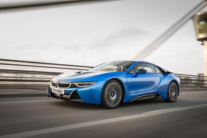 „BMW i8“ – geriausias „Top Gear“ metų automobilis