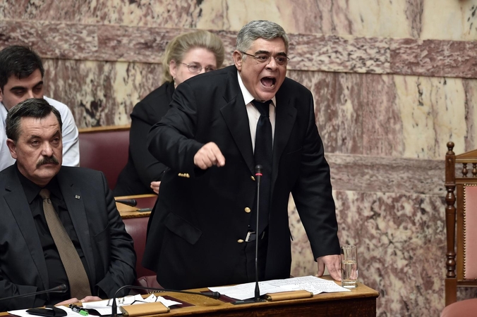 Graikijoje 69 „Aukso aušros“ narių teismas atidėtas iki gegužės 7 dienos