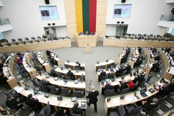 Kandidatams į parlamentą siūlomas 23 metų amžiaus cenzas