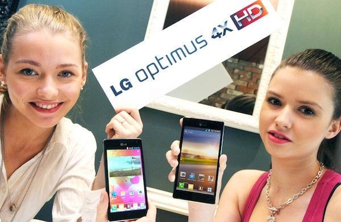 „LG“ pristatė telefoną su 4 branduolių mikroprocesoriumi