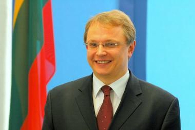 Viceministras Varšuvoje ragino pereiti prie atviro ir nuoširdaus dialogo