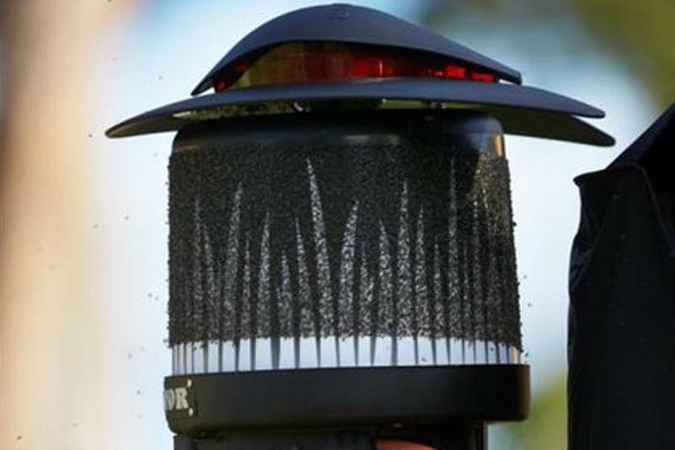 Žmogaus kvapą ir šilumą imituojančios gaudyklės sugauna milijonus uodų