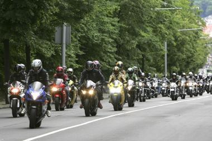 „Auto Show 2010“ dalyviams nereikės mokėti už įvažiavimą į Laisvės alėją 