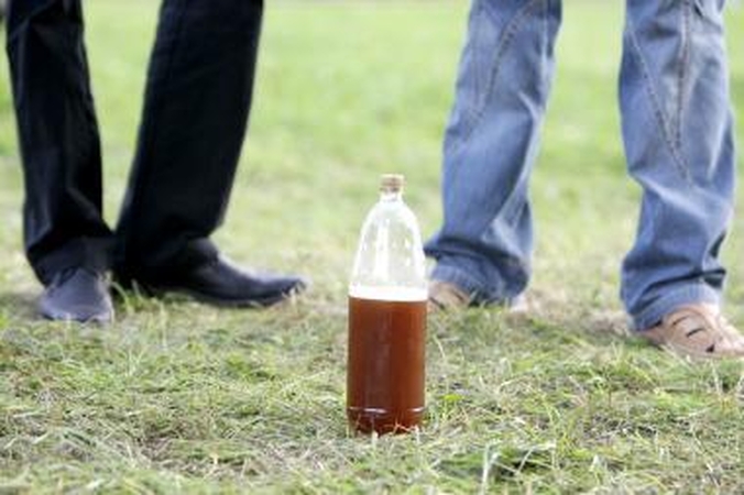 Telšių rajone dvylikametis apsinuodijo alkoholiu