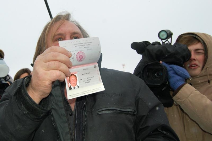 Aktoriui G. Depardieu padovanos butą Mordovijos sostinėje  