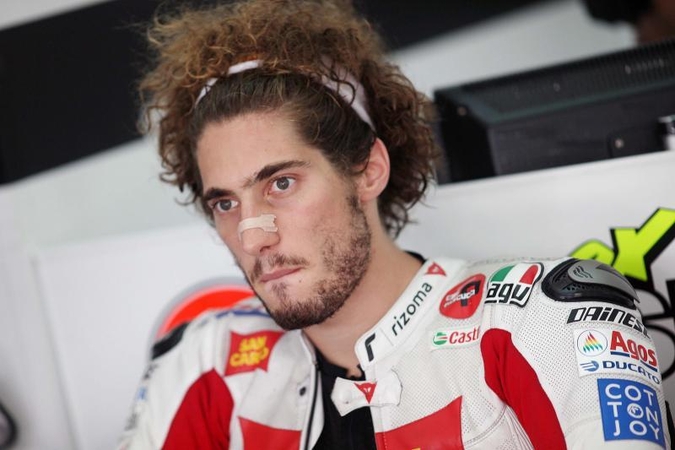Tragiškoje avarijoje žuvo „MotoGP“ lenktynininkas M.Simoncelli (N-18)