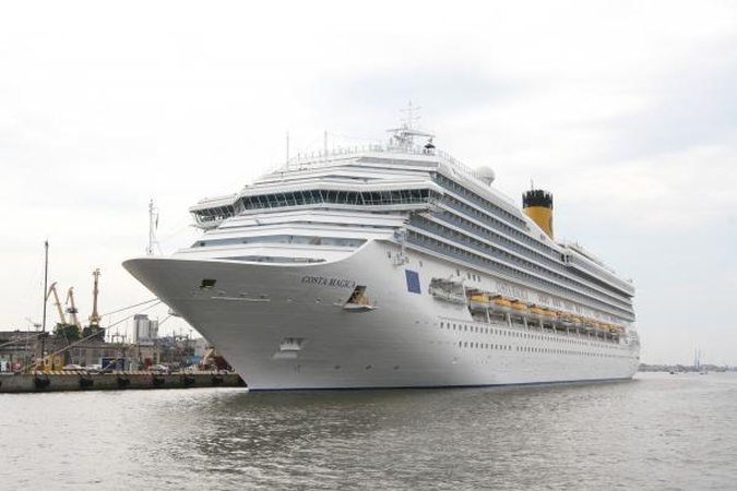 „Costa Magica“ į Klaipėdą vėl atplukdė tūkstančius turistų