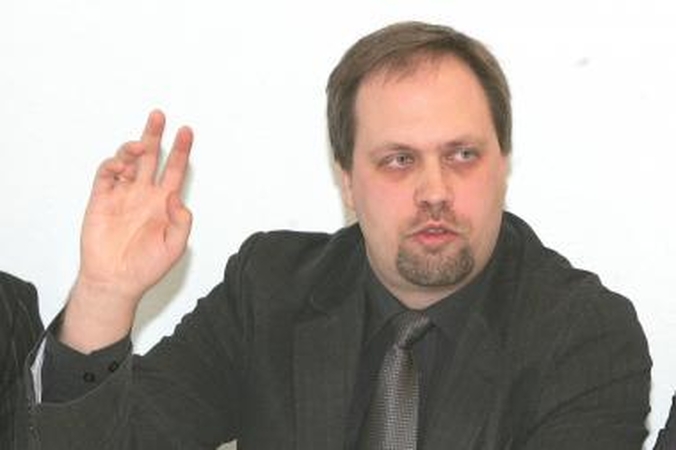Savivaldybės administracijos direktorius turės tris pavaduotojus (papildyta)