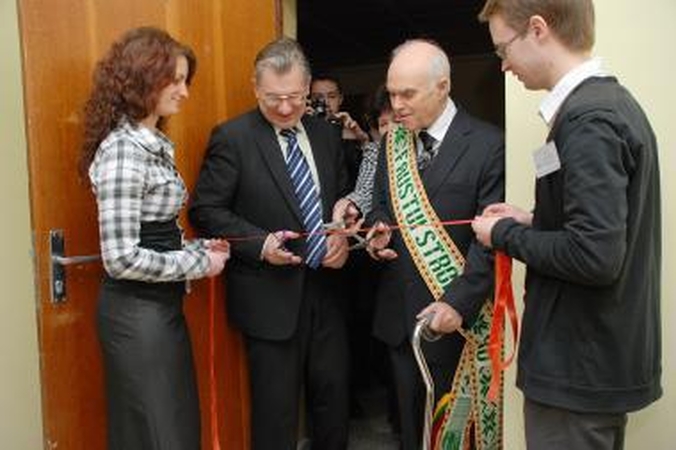 Klaipėdoje atidarytas išeivijos kultūros ir meno archyvas