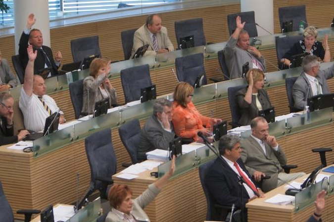 Džiugins algos, guos rentos