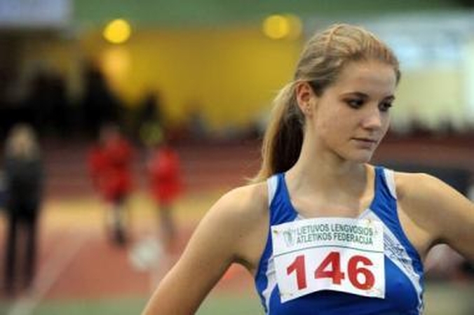 Lengvaatletė A.Palšytė sparčiai žengia į tikslą