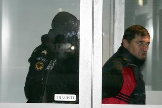 H.Daktarui nepavyko gauti ikiteisminio tyrimo medžiagos kopijų