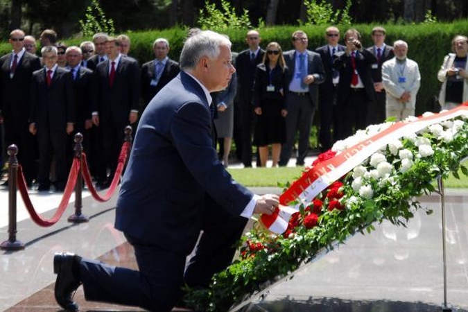 Prieš Smolensko tragedijos metines didėja Lenkijos susipriešinimas (papildyta)